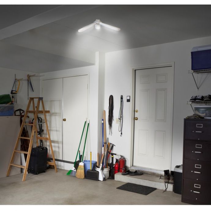 FLEX FOLD GARAGE LIGHT 3500 LM - Tool Town USA