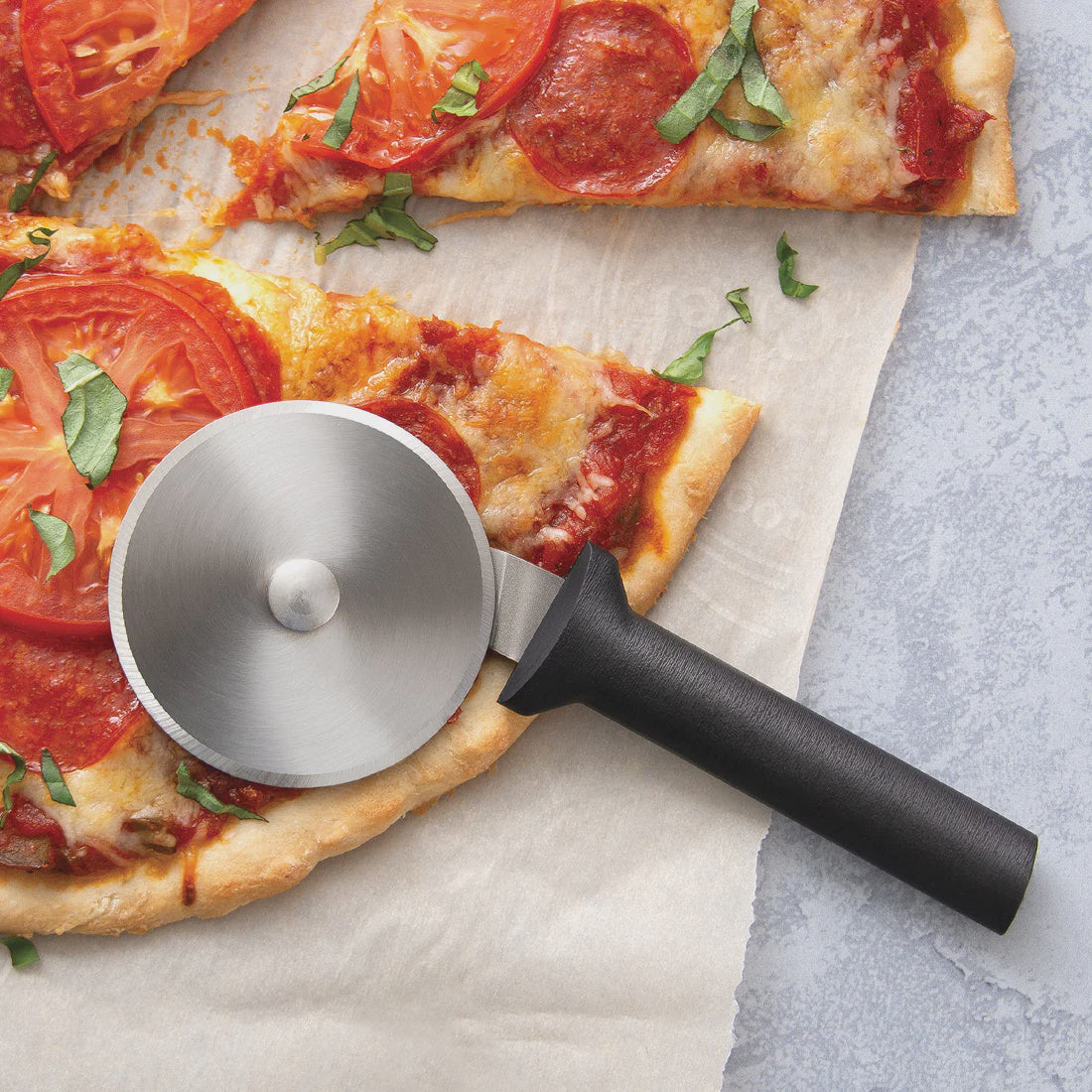 RADA PIZZA CUTTER - BLACK SSR